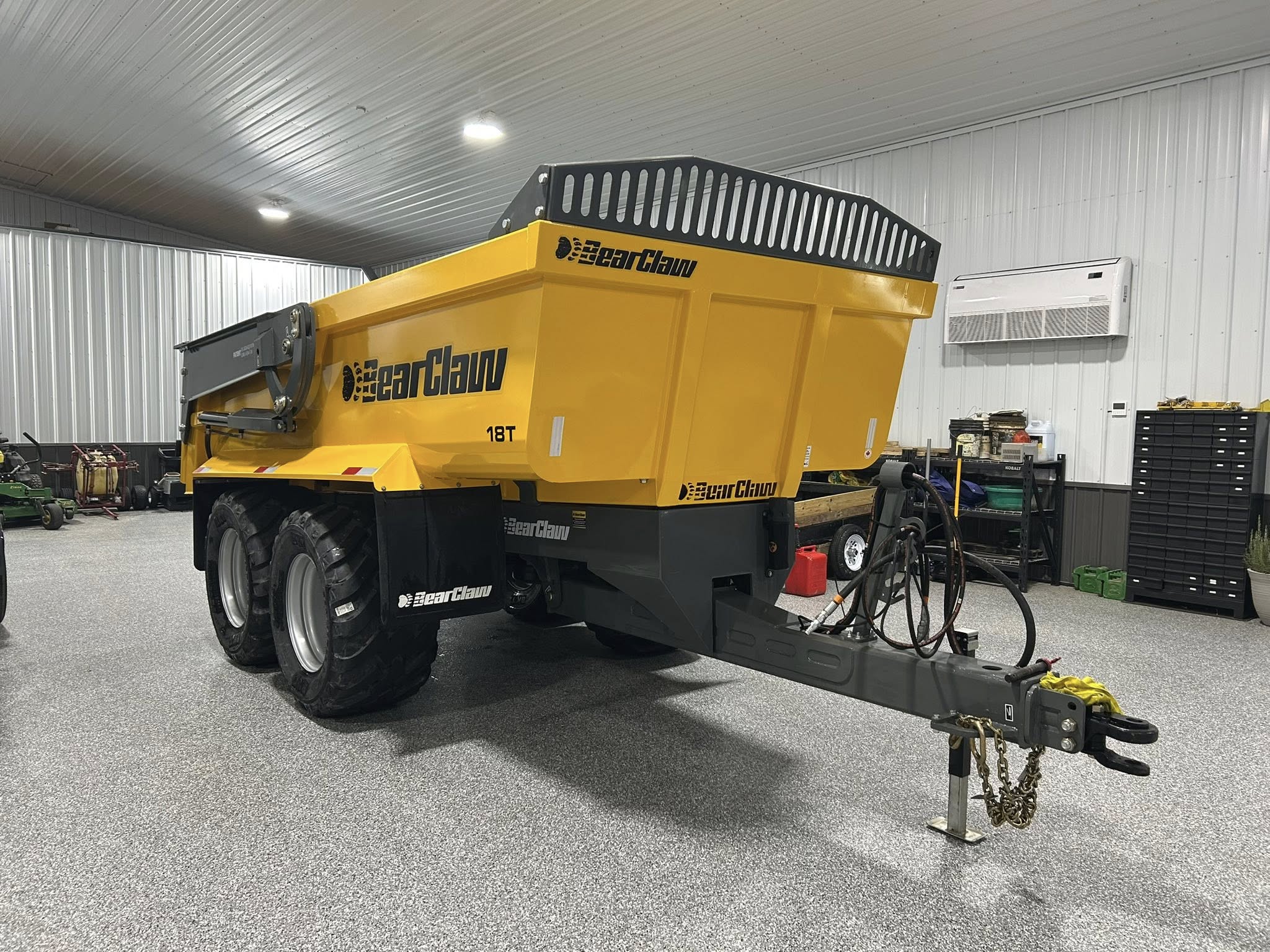 18T dump trailer
